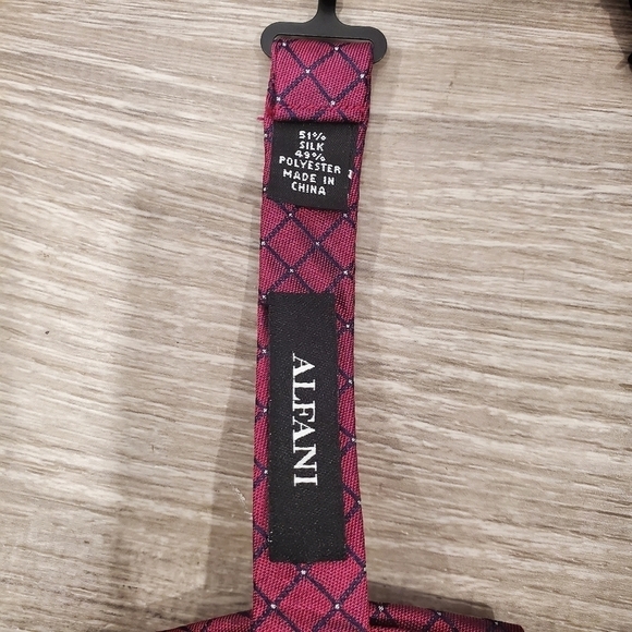 NWT Alfani Mens Malone Satin Pocket Square and Tie - Picture 5 of 5